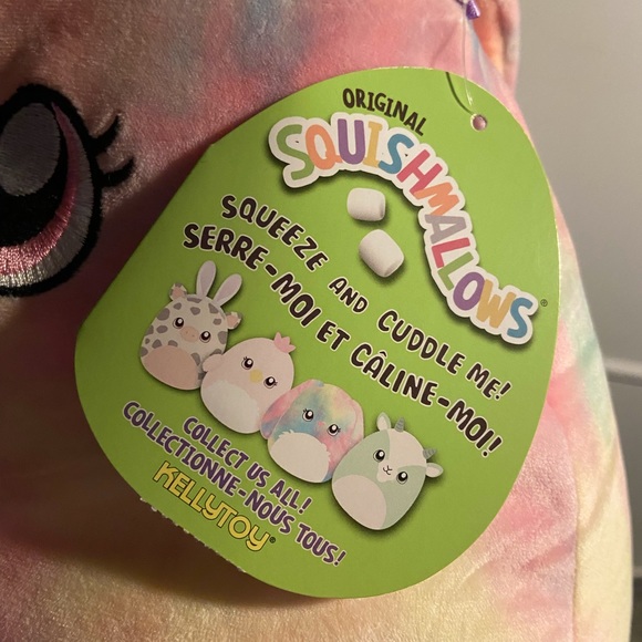 Candy the Bunny Easter Exclusive Squishmallow - Picture 3 of 4